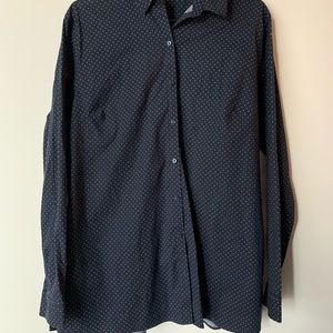 Eddie Bauer polka dot button up